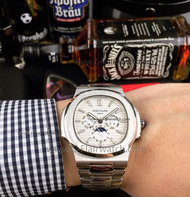 New Fake Patek Philippe Nautilus White Face Watch w/ Moonphase New Fake Patek Philippe Nautilus White Face Watch w/ Moonphase